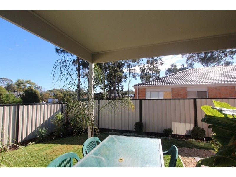 12 Imperial Court, California Gully VIC 3556