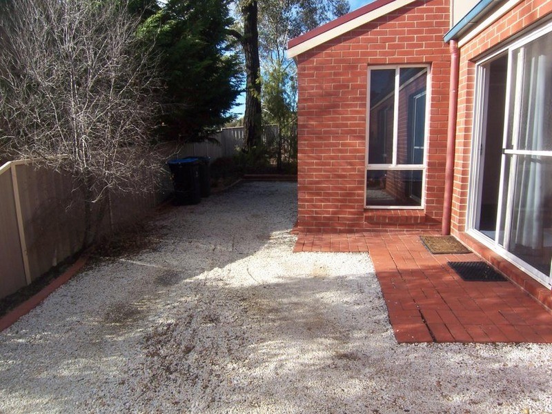 6 Jarrah Court, Spring Gully VIC 3550