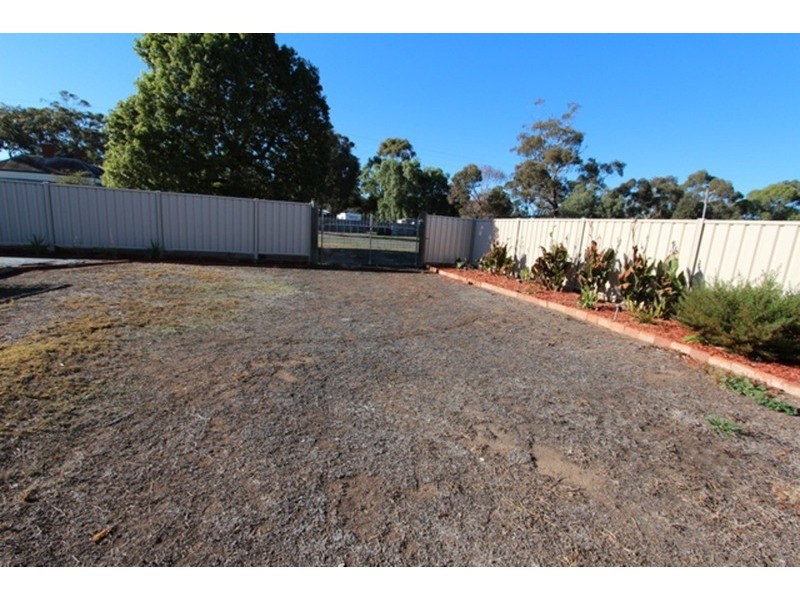 19 Nelson Street, Newbridge VIC 3551