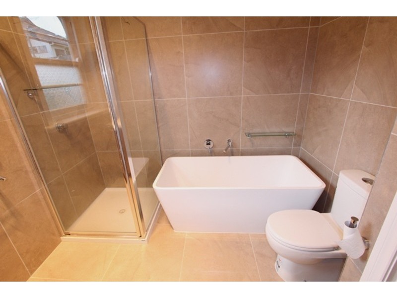 6 Echuca Street, Quarry Hill VIC 3550