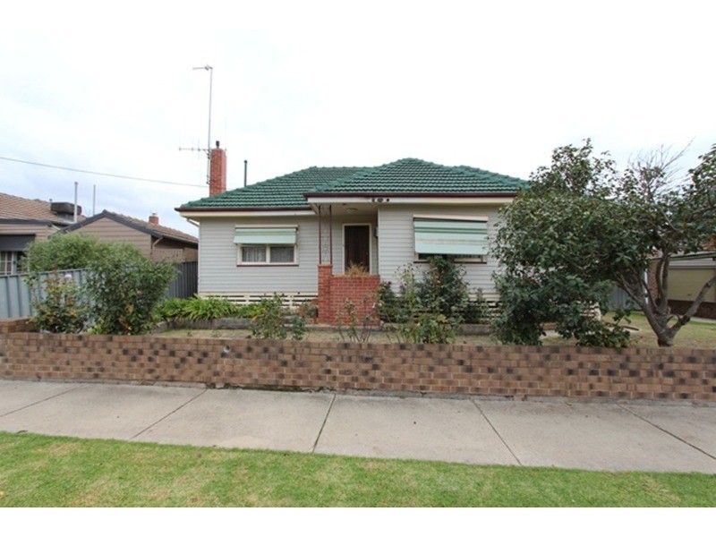 17 Royal Avenue, Bendigo VIC 3550