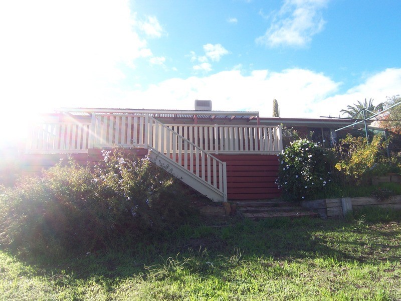 15 Barton Court, Flora Hill VIC 3550