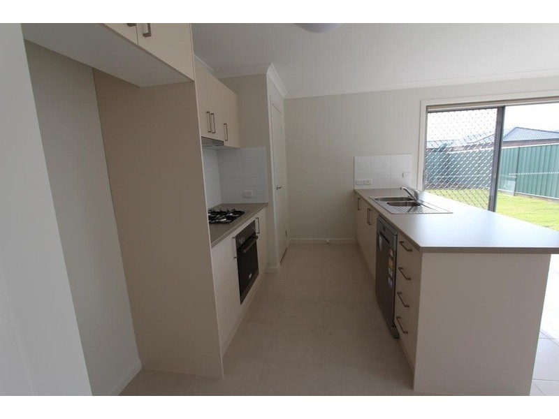 7 Arrawalli Avenue, Ascot VIC 3551