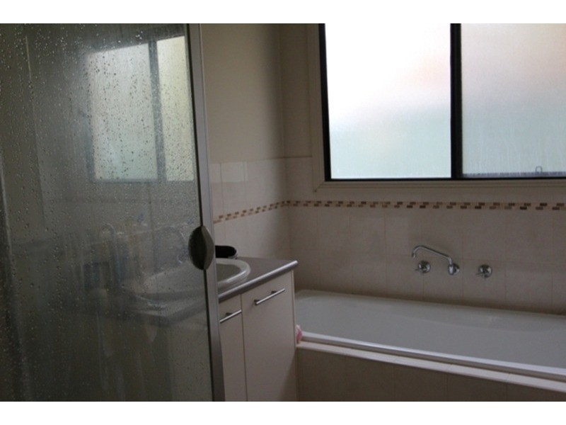 2/242 Arnold  Street, Bendigo VIC 3550