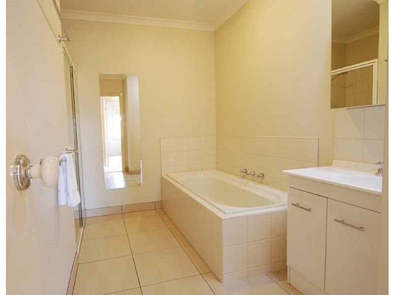 56 Bassett Drive, Strathfieldsaye VIC 3551