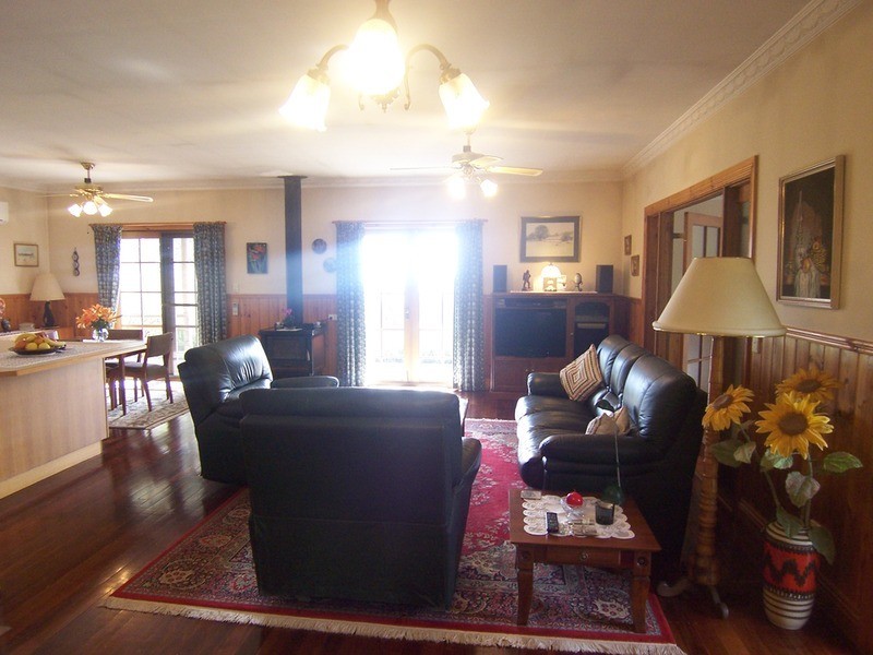 91 Moffatt Drive, Harcourt North VIC 3453