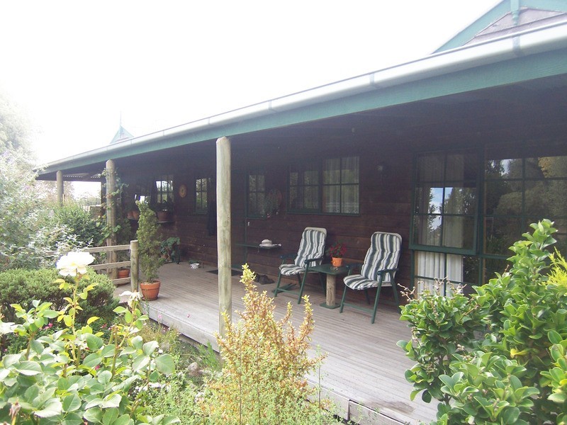 91 Moffatt Drive, Harcourt North VIC 3453