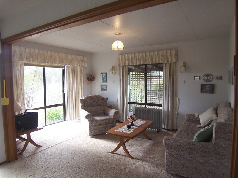 91 Moffatt Drive, Harcourt North VIC 3453