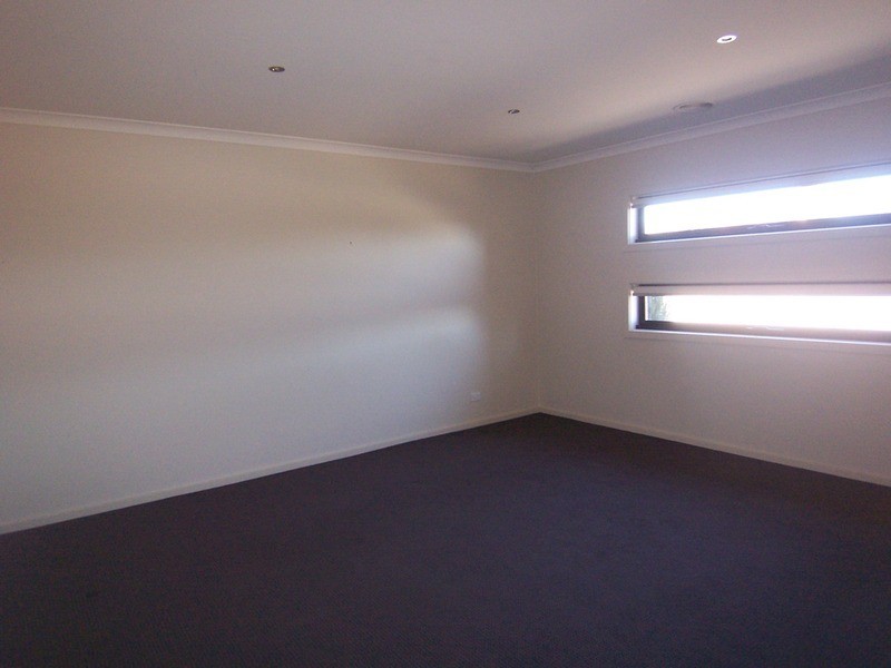 20 Sandhurst Drive, California Gully VIC 3556