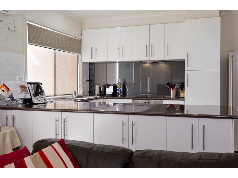4/12a Lawson Street, Spring Gully VIC 3550