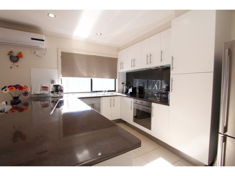4/12a Lawson Street, Spring Gully VIC 3550