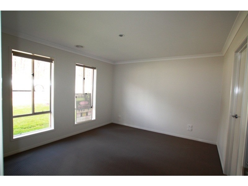 138 Wesley Street, Kangaroo Flat VIC 3555