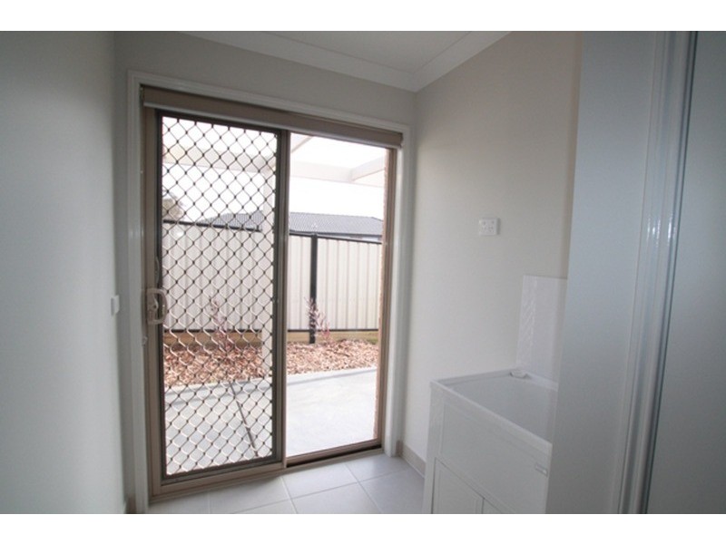 138 Wesley Street, Kangaroo Flat VIC 3555