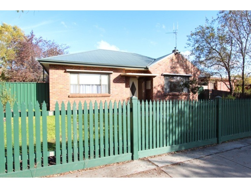 14 Drechsler Street, Flora Hill VIC 3550