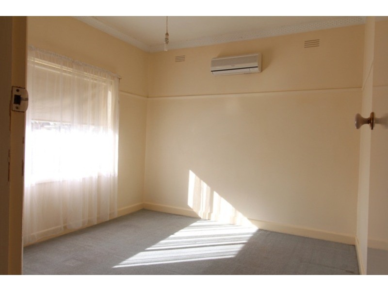 14 Drechsler Street, Flora Hill VIC 3550