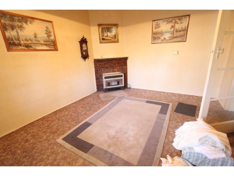 9 Townsend  Street, Kennington VIC 3550