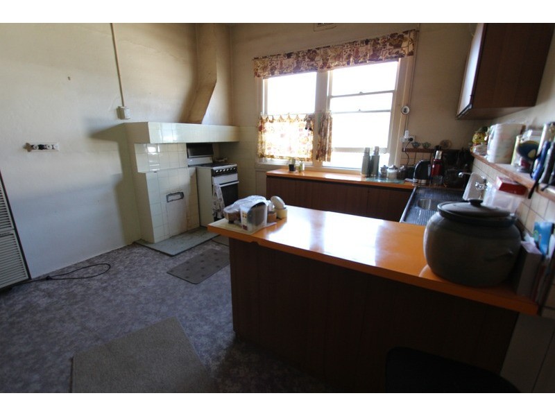 9 Townsend  Street, Kennington VIC 3550