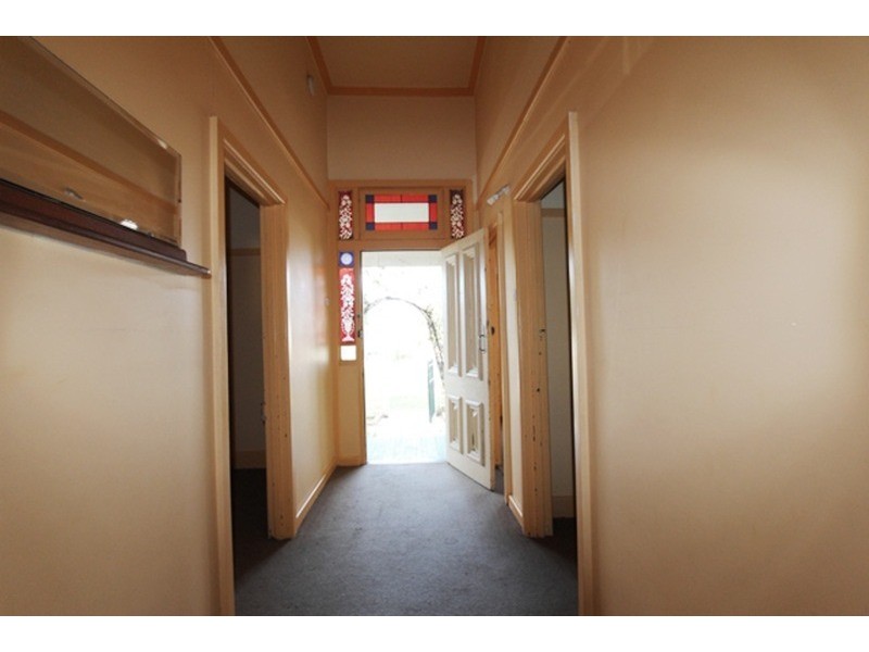 4 Macdougall Road, Golden Square VIC 3555