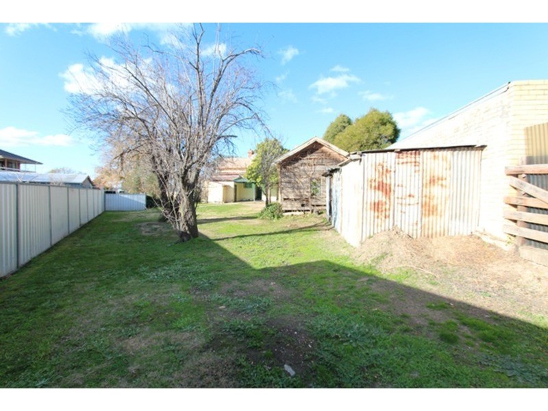 4 Macdougall Road, Golden Square VIC 3555