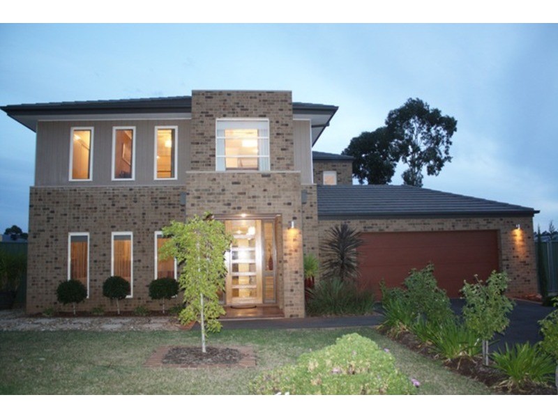 12 Arlington Court, Maiden Gully VIC 3551