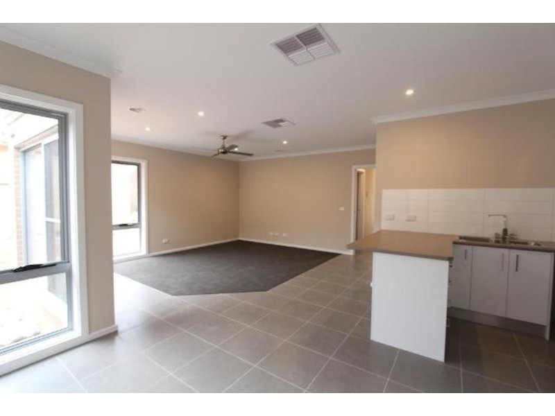 3/3 Archer  Street, Kangaroo Flat VIC 3555