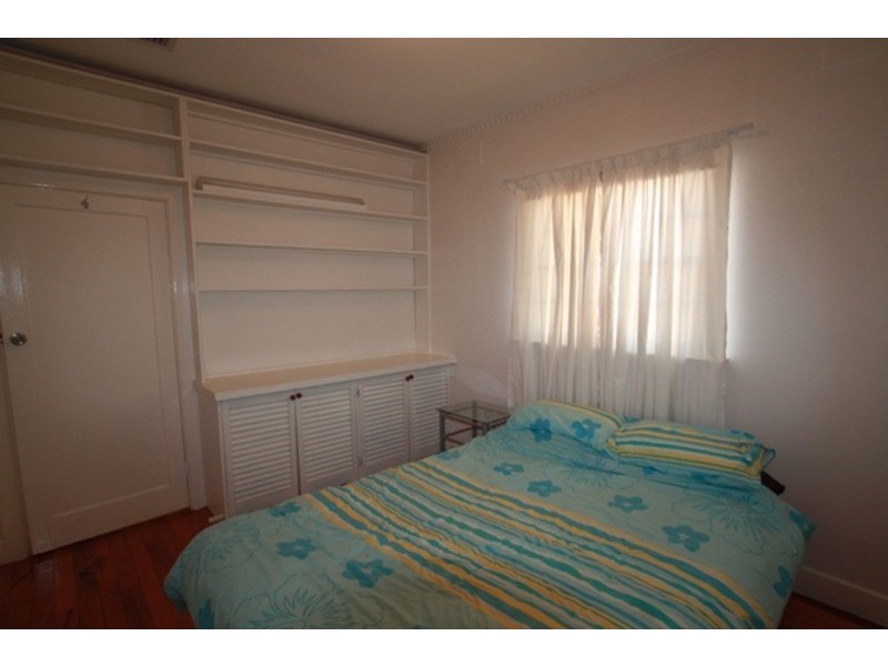 2B Honeysuckle Street, Eaglehawk VIC 3556