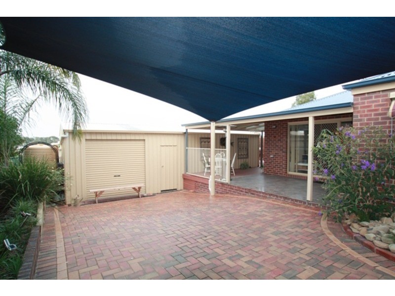 14 Forest Heights Drive, Kangaroo Flat VIC 3555