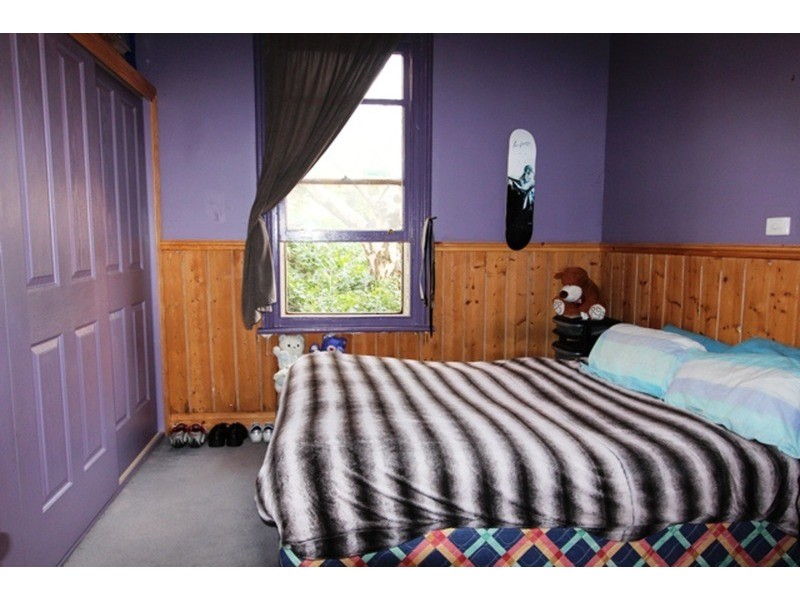 18 Anderson  Street, North Bendigo VIC 3550