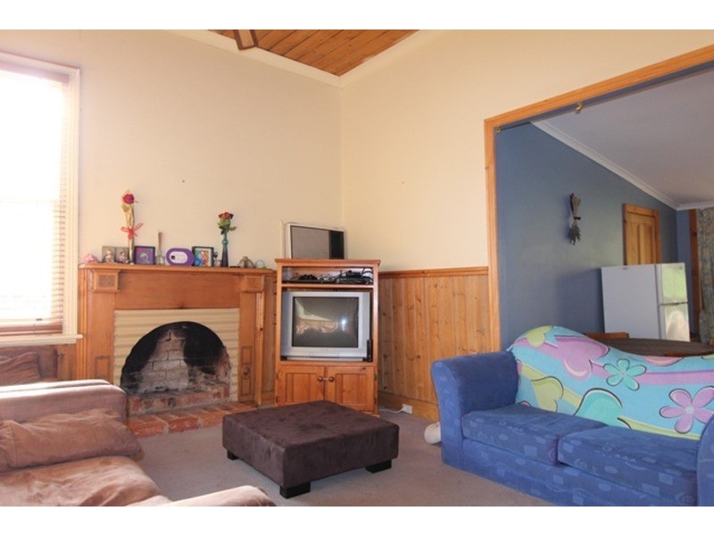 18 Anderson  Street, North Bendigo VIC 3550