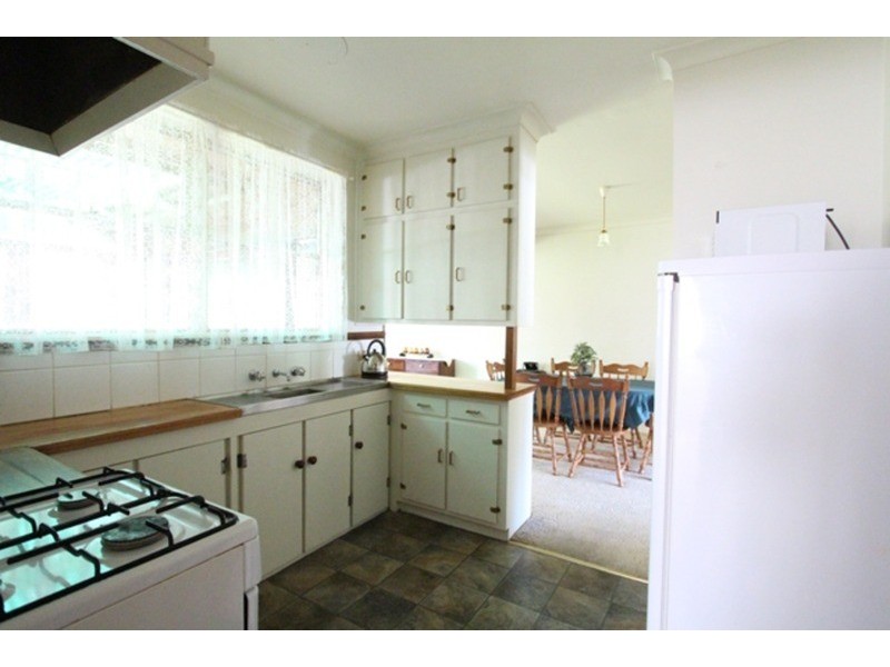 37 Mackenzie Street, West, Golden Square VIC 3555