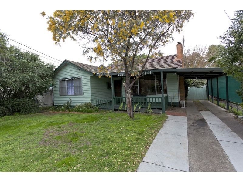 37 Mackenzie Street, West, Golden Square VIC 3555
