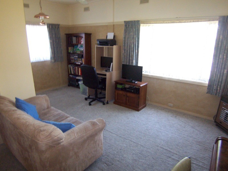 21 Waratah Street, White Hills VIC 3550