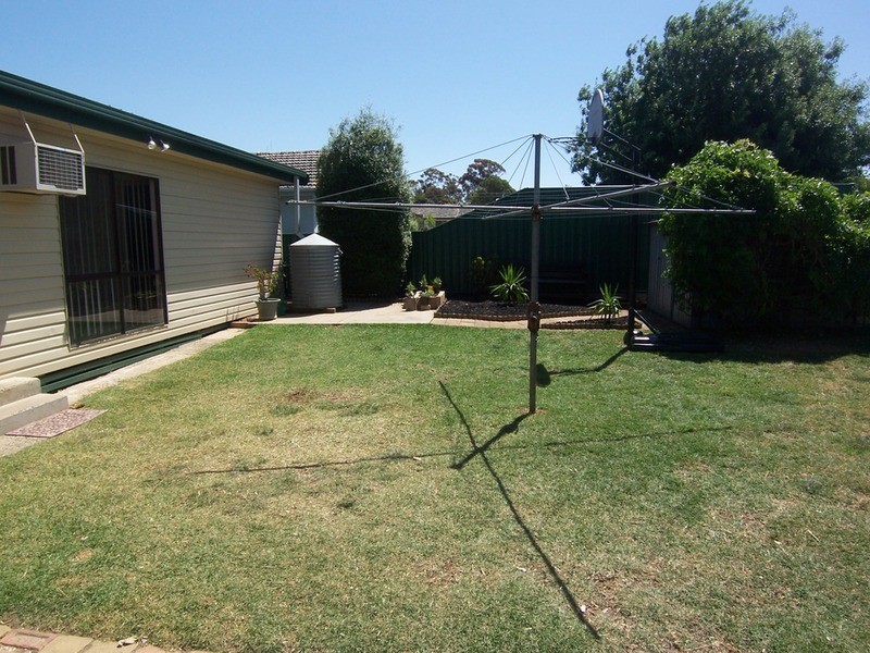 21 Waratah Street, White Hills VIC 3550