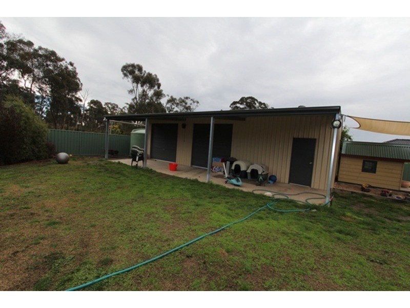 23 Lupson Court, Maiden Gully VIC 3551