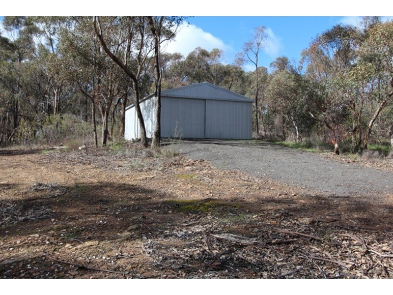 12 Clay Gully Court, Maiden Gully VIC 3551