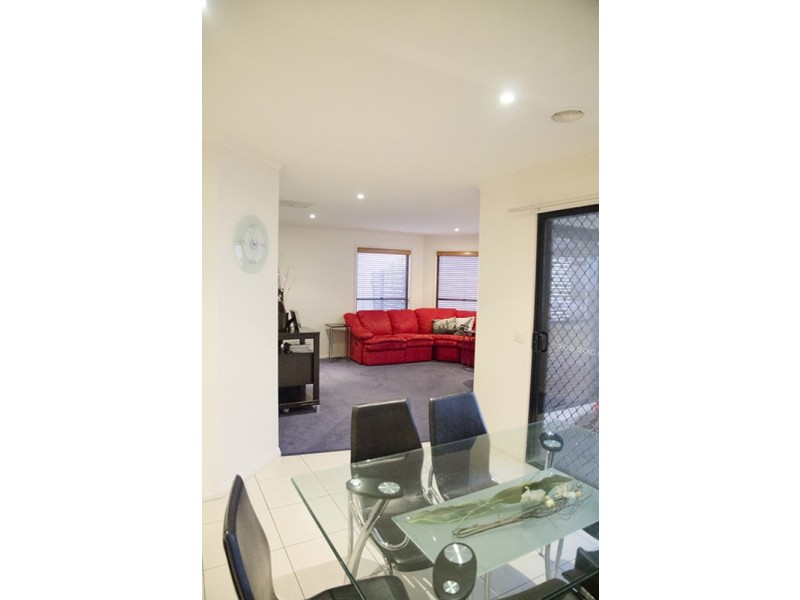 6 Grange Terrace, Golden Square VIC 3555