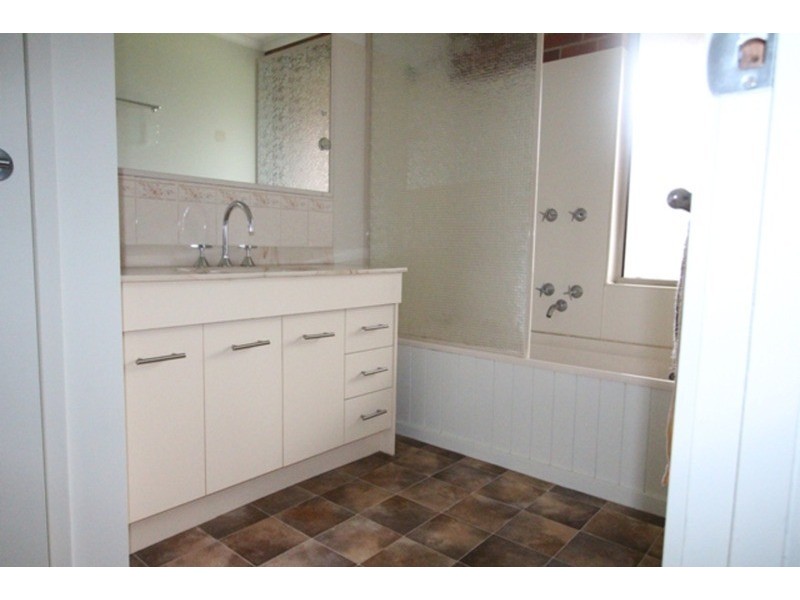 77 Brunel  Street, Huntly VIC 3551