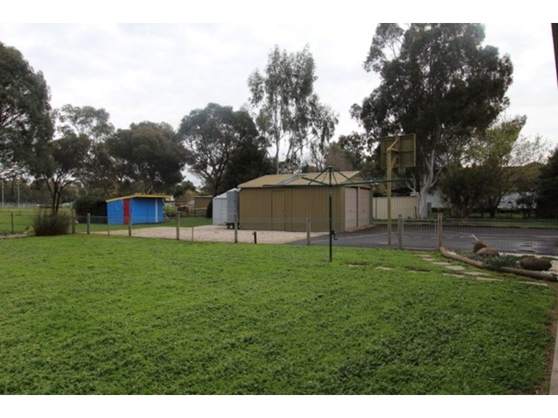 77 Brunel  Street, Huntly VIC 3551