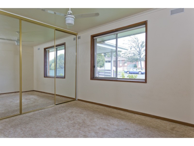 36 Derwent Drive, Long Gully VIC 3550