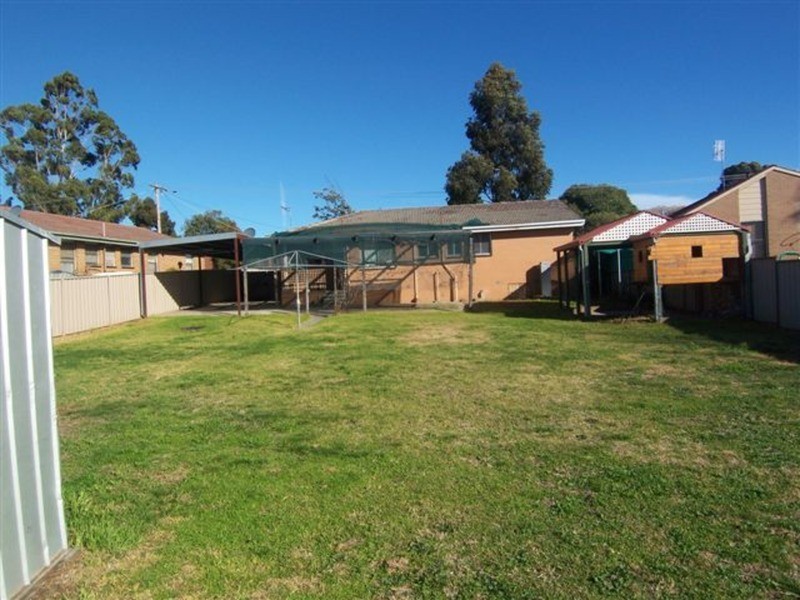 36 Derwent Drive, Long Gully VIC 3550