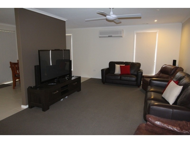 11 Knight Street, White Hills VIC 3550