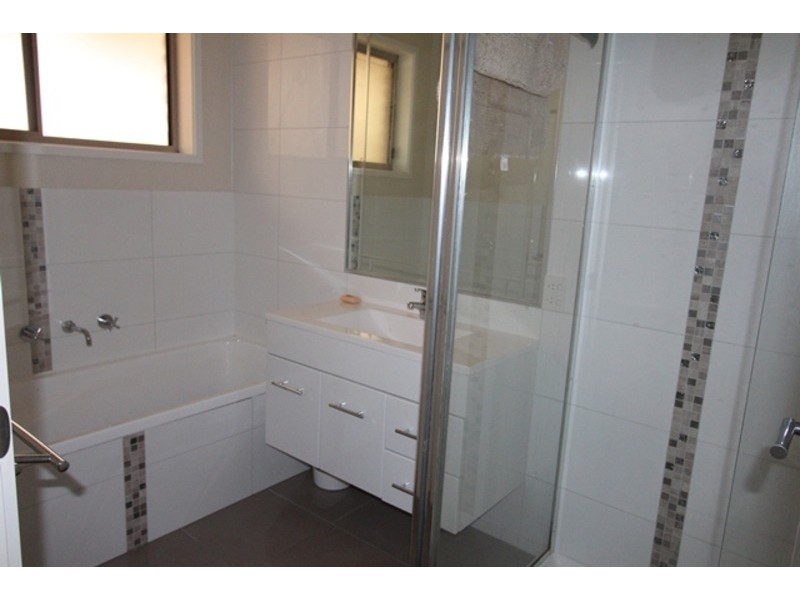 11 Knight Street, White Hills VIC 3550