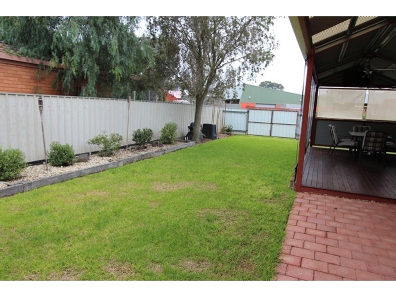 11 Knight Street, White Hills VIC 3550