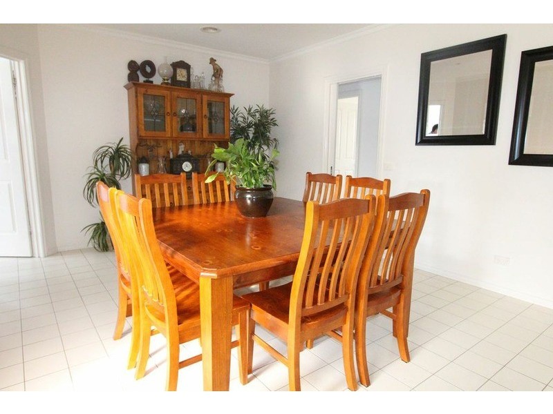 2 Hibiscus Court, Kangaroo Flat VIC 3555