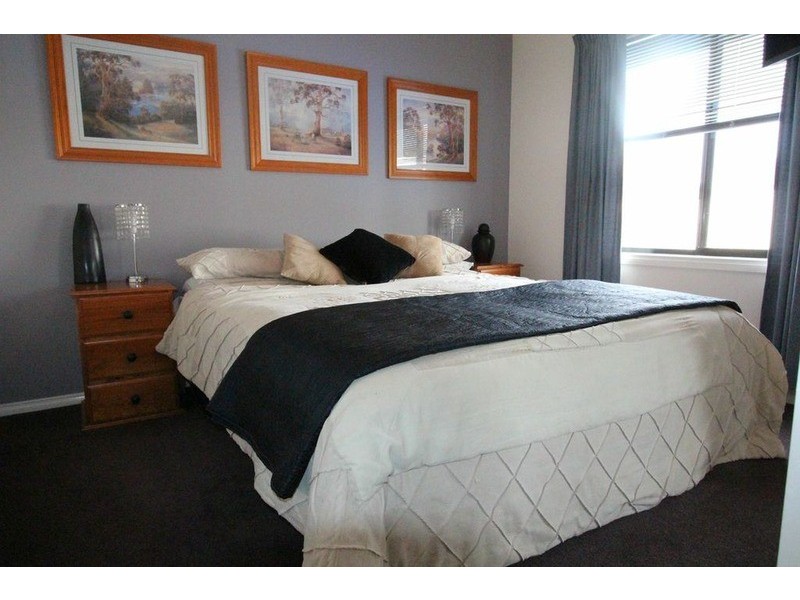2 Hibiscus Court, Kangaroo Flat VIC 3555