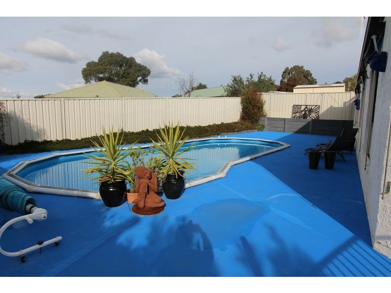 2 Hibiscus Court, Kangaroo Flat VIC 3555