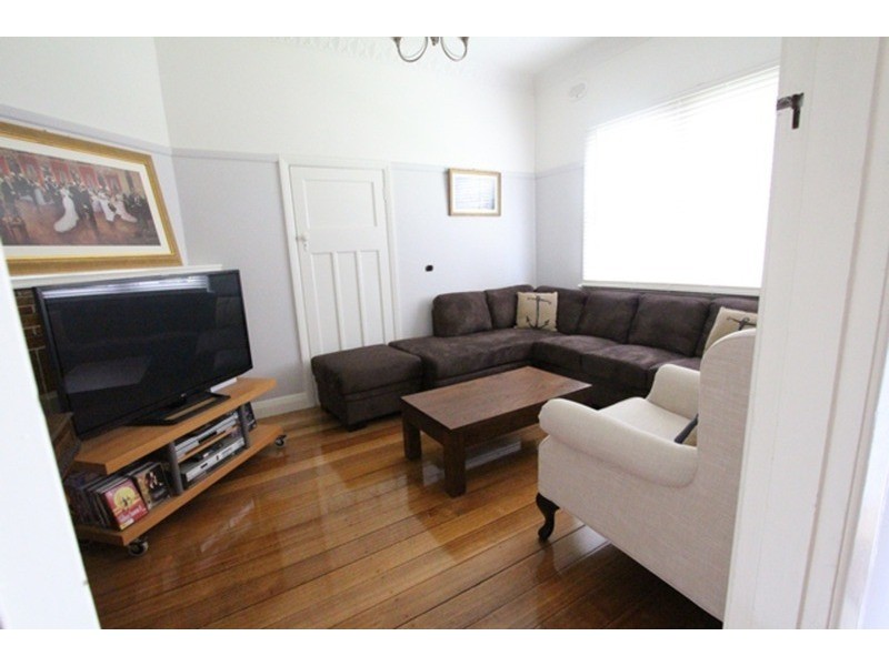 8 Skene Street, Kennington VIC 3550