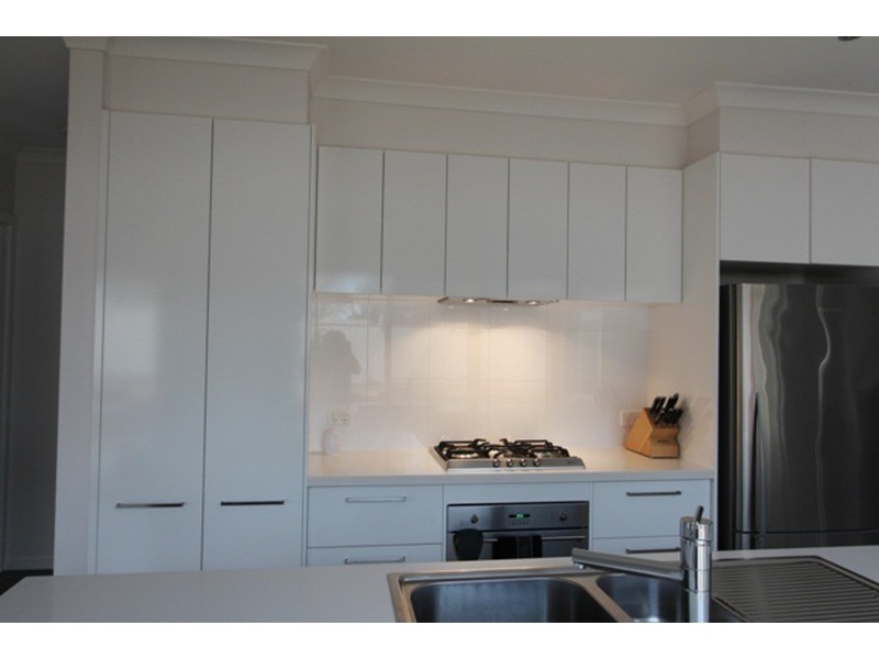 6  Regent  Street, Strathfieldsaye VIC 3551