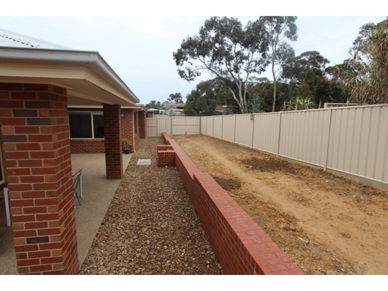 6  Regent  Street, Strathfieldsaye VIC 3551