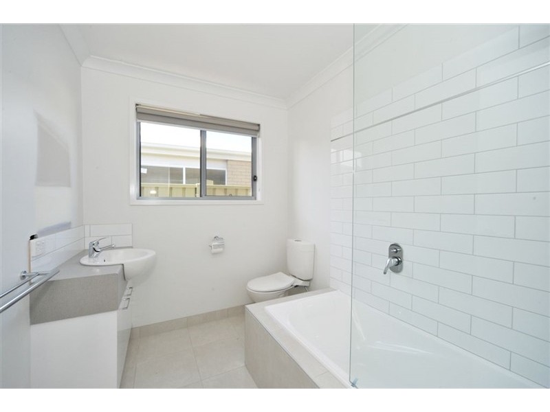 4 Cross Street, Kangaroo Flat VIC 3555